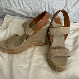 Tory Burch Wedges in size 7.5 used